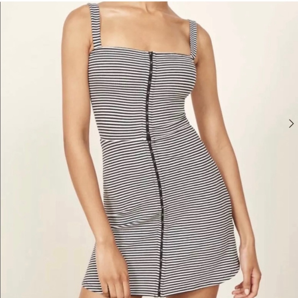 Reformation dress - Picture 3 of 3